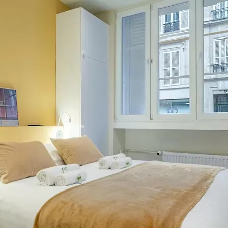 Apartment Greffulhe Paris
